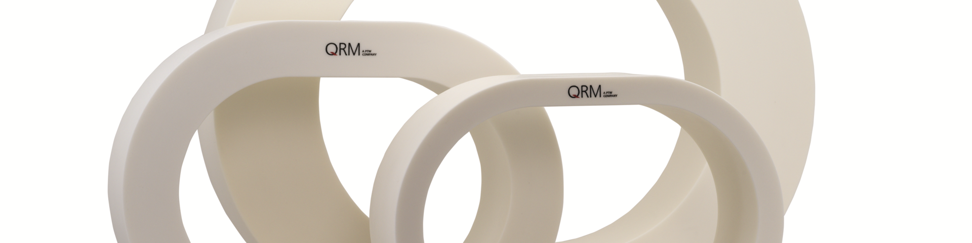 Obese Extension Rings are used for testing the influence of higher attenuation due to increased abdominal or chest girth on image quality in CT or 3D imaging techniques