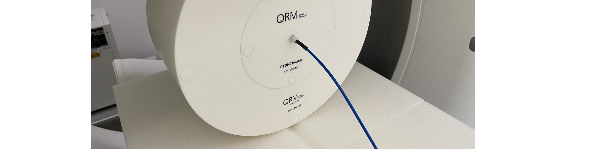 Water-equivalent dosimetry phantoms for CTDI evaluation in Computed Tomography